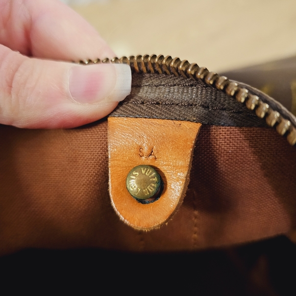 SOLD⚠️ Authentic Keepall 45 monogram - Picture 11 of 12